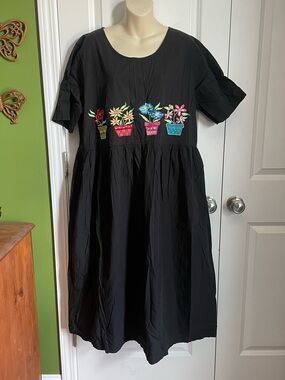 Smithsonian Institution Cotton Black Short Sleeve Dress XL Potted Flowers